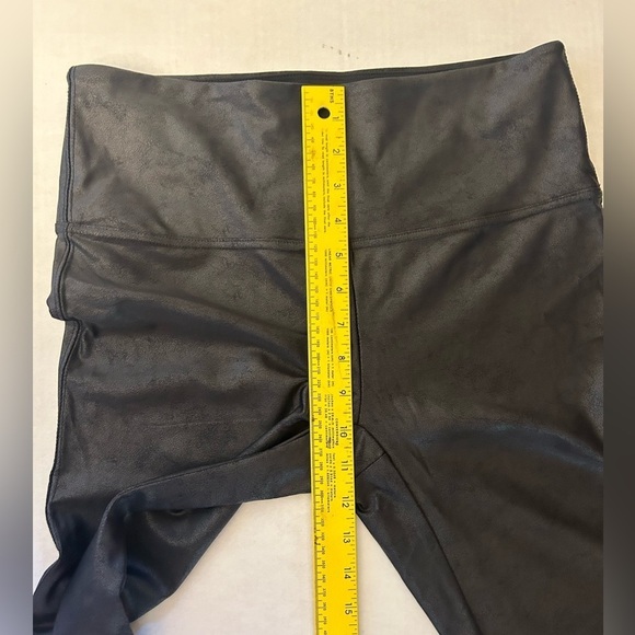 Sincerely Jules Bandier The Meadow black faux leather shiny leggings Sz-L. Y3 - Picture 10 of 13